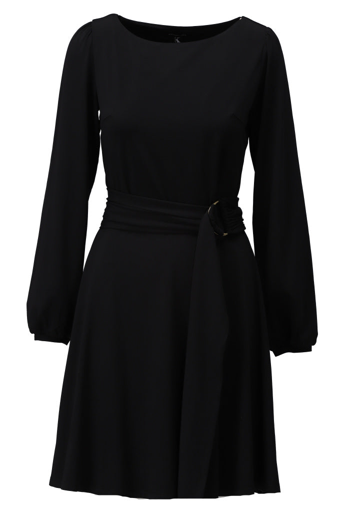 K-Design - Jurk met ronde hals en stoffen riem (B193)