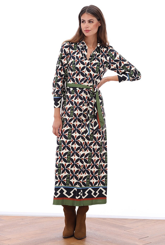 K-Design - Maxi jurk met zakjes, design en stoffen riem (B107)