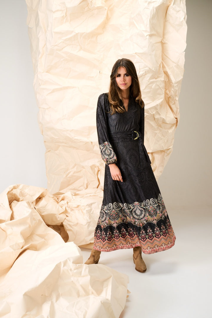 K-Design - Maxi jurk met design en stoffen riem (B304)