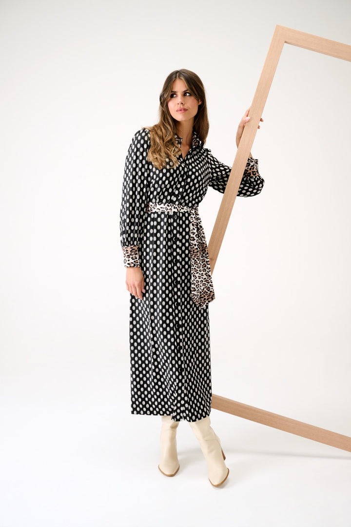 K-Design - Maxi jurk met design en stoffen riem (B324)