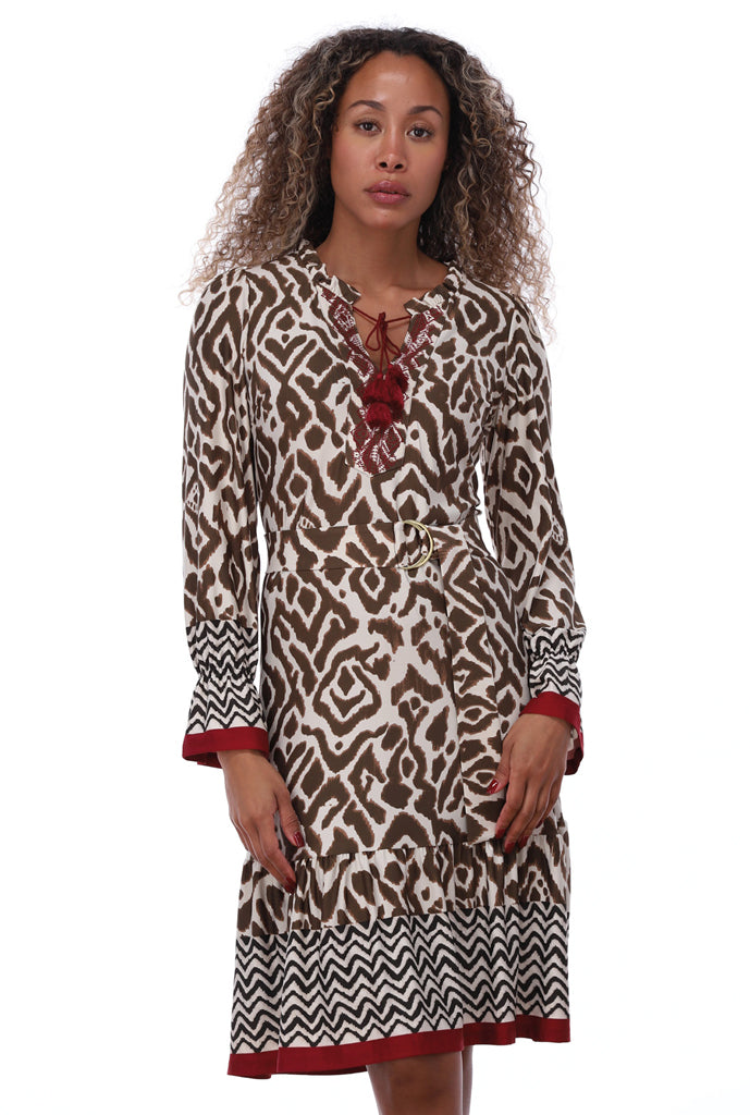 K-Design - Jurk met design en stoffen riem (B344)