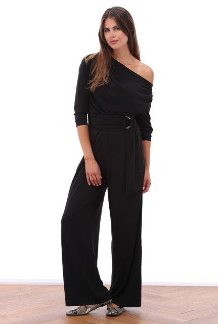 K-Design - Off shoulder jumpsuit met stoffen riem (B191)