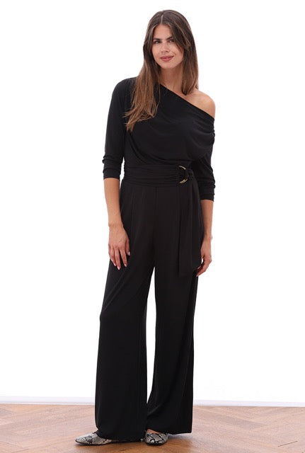 K-Design - Off shoulder jumpsuit met stoffen riem (B191)
