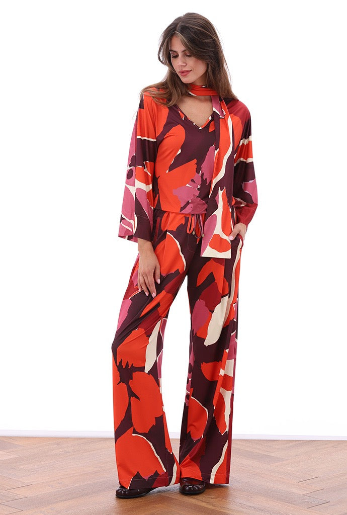 K-Design - V-hals top met sjaaltje & design (B102)