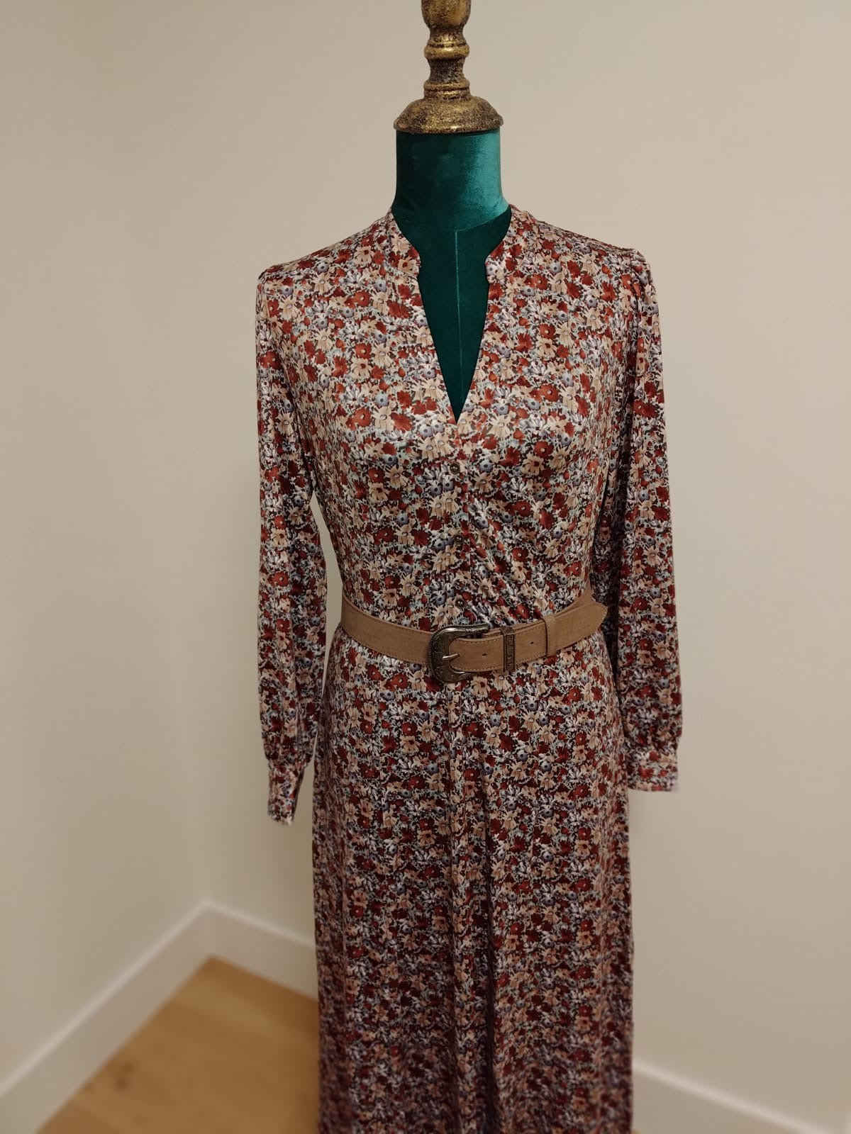 K-Design - Midi dress met print en bijpassende riem (V204) - What Els!