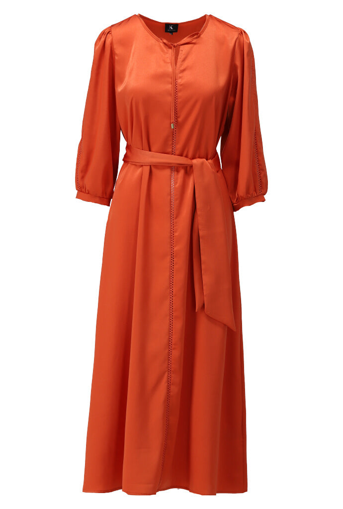 K-design - Satijnen maxi dress met stoffen riem (Y751) - What Els!